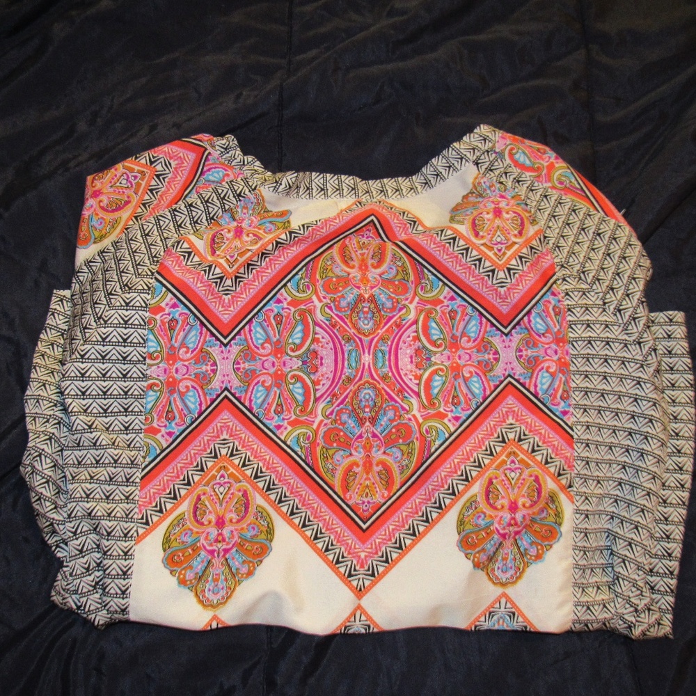 Women's Large Patterned Blouse